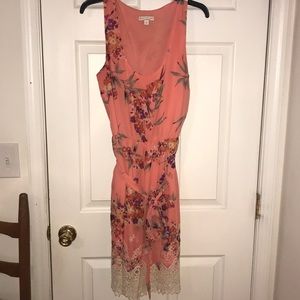 Flowy floral Eva Mendes